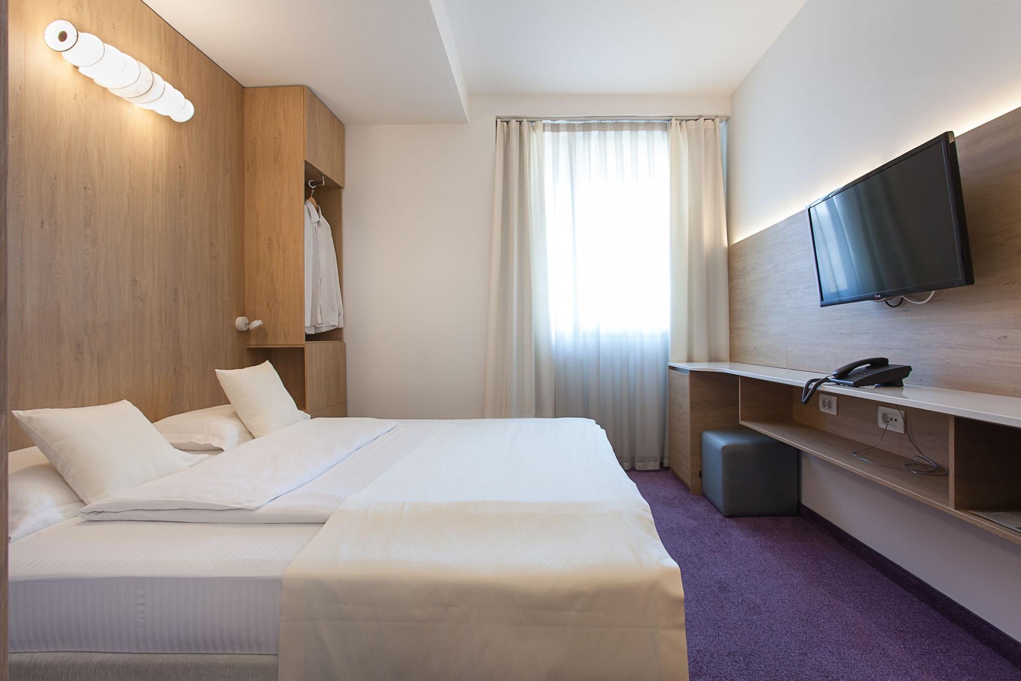 City Park Hotel Skopje Eksteriør billede